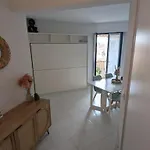 Apartman T2 Ouvert A 5 Min Des Plages, Au Calme, Avec Balcon Et Garage