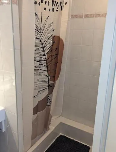 Apartmán T2 Ouvert A 5 Min Des Plages, Au Calme, Avec Balcon Et Garage Menton