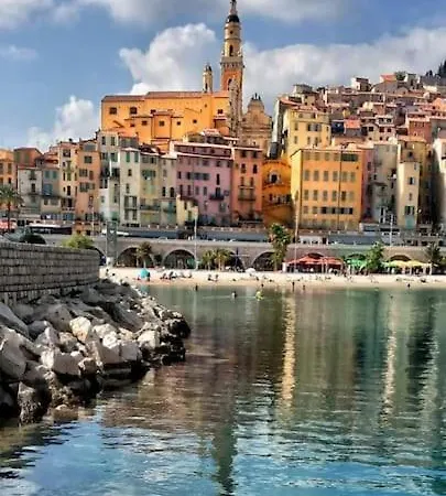 דירה T2 Ouvert A 5 Min Des Plages, Au Calme, Avec Balcon Et Garage *