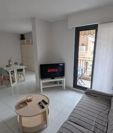 T2 Ouvert à 5 Min Des Plages, Au Calme, Avec Balcon Et Garage